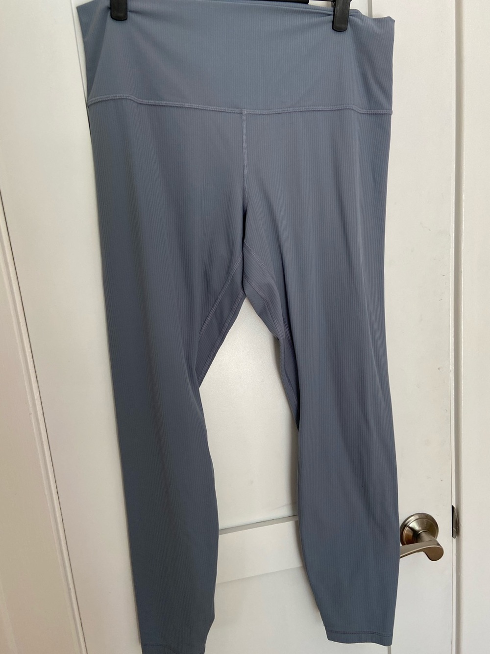 48. Size 14 LULULEMON Stormy Blue Ribbed Align Leggings